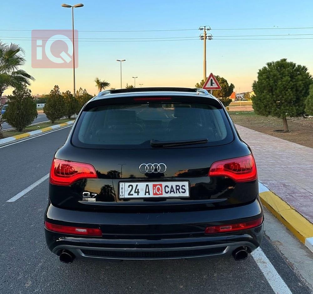اودي Q7